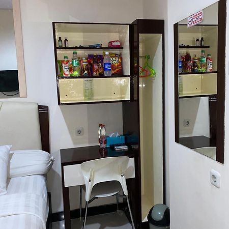 Dekost Madiun Hotel Екстериор снимка