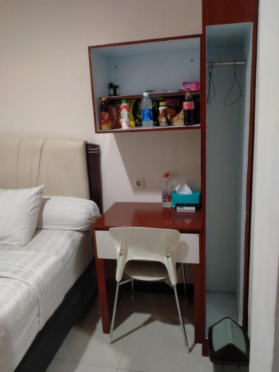 Dekost Madiun Hotel Екстериор снимка